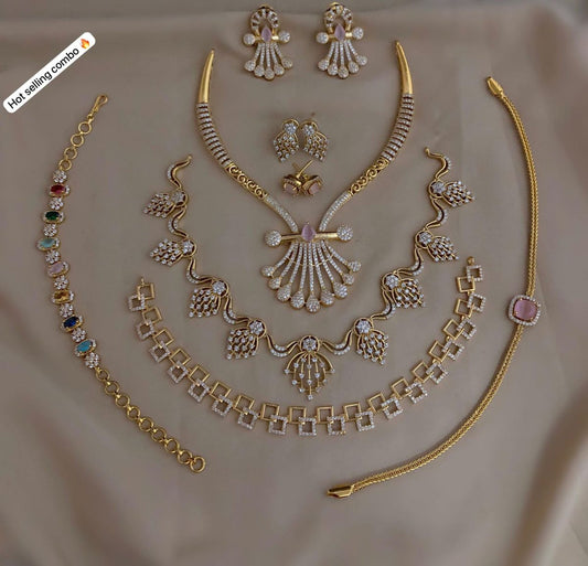 Kisna Super Look Diamond Necklace Combo Set